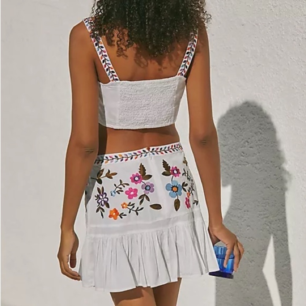 Anthropologie Mahila Floral Embroidered top and Mini Skirt set Sz S - Picture 3 of 11